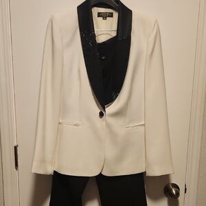Tahari ASL Luxe Cream Tuxedo Suit